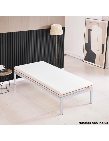 Cadre de lit en acier robuste avec sommier à lattes en bois et pieds