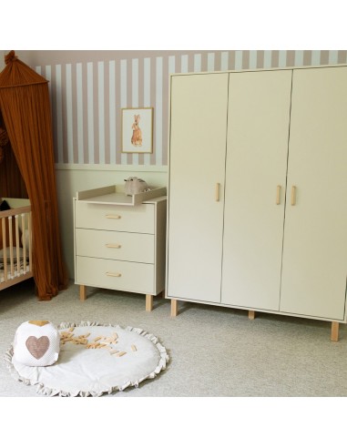 LAURA Armoire penderie 3 portes avec étagères et 3 tiroirs 195x137